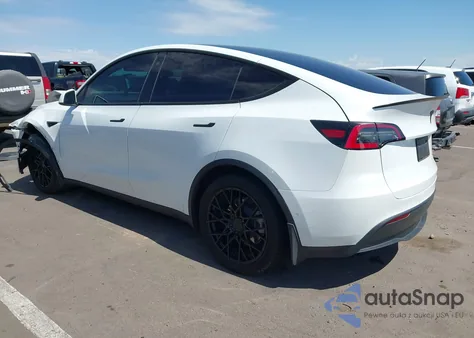 2021 Tesla Model Y Long Range Dual Motor All-Wheel Drive from USA, damaged, VIN 5YJYGDEE7MF138166